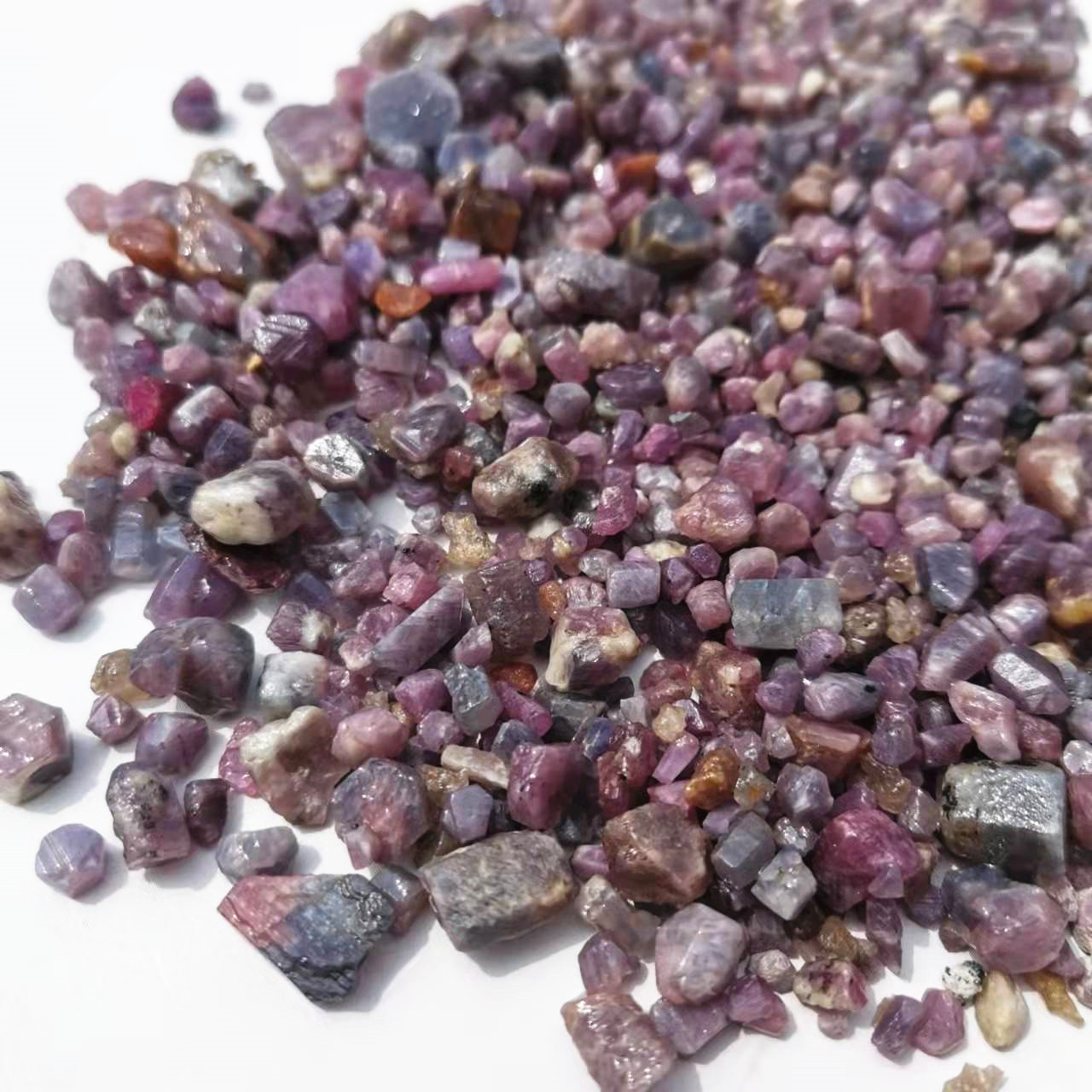 Jewelry Making Raw Materials - Batu Corundum Ungu Mentah Alami Kristal