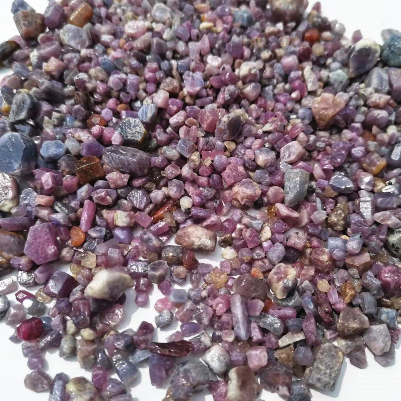 Batu Corundum Ungu Mentah Alam - Jewelry Making Raw Materials ulasan dan harga