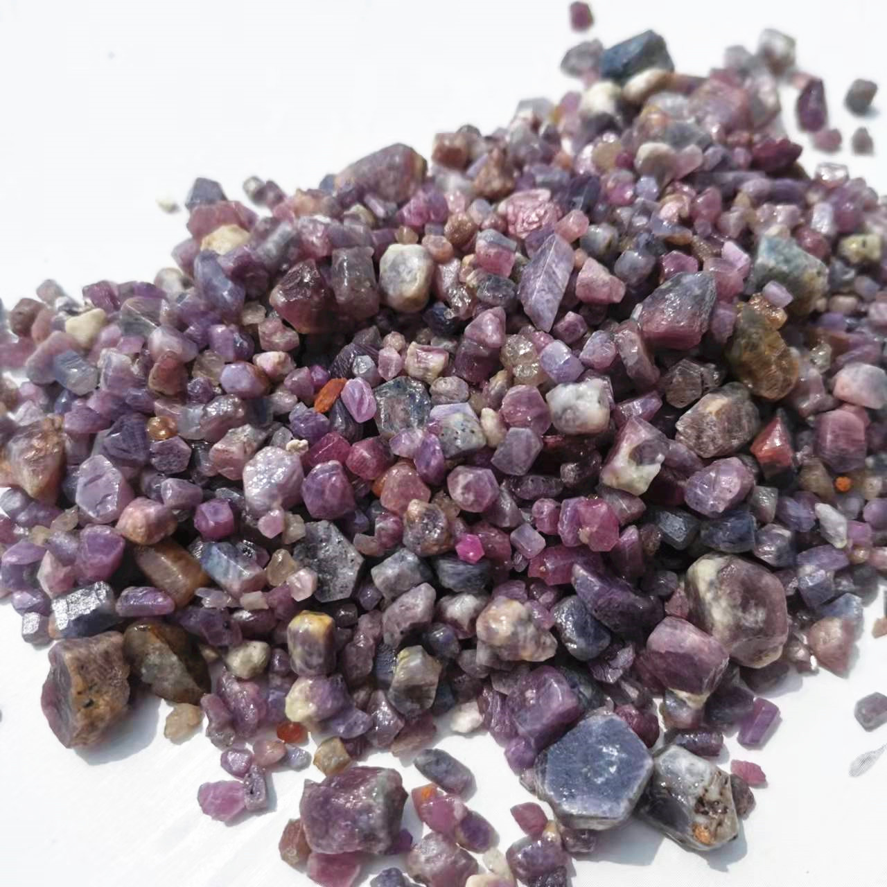 Batu Corundum Ungu Mentah Alam - Jewelry Making Raw Materials ulasan dan harga